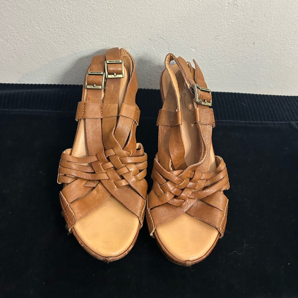 Kork-Ease Tan Leather Strappy heels  Sandals Sz 6.5